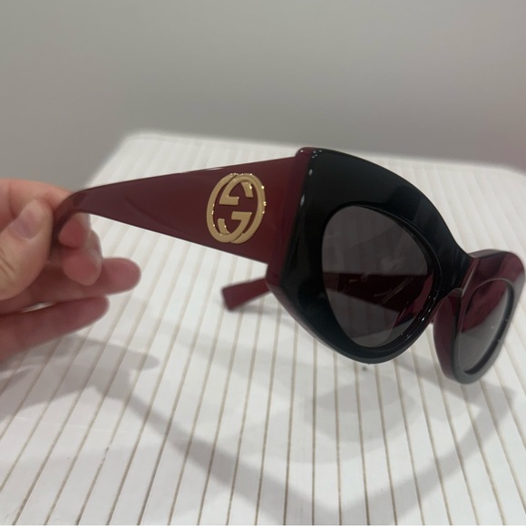 Gucci Deep Red Leather Accessory Case - Picture 9 of 9